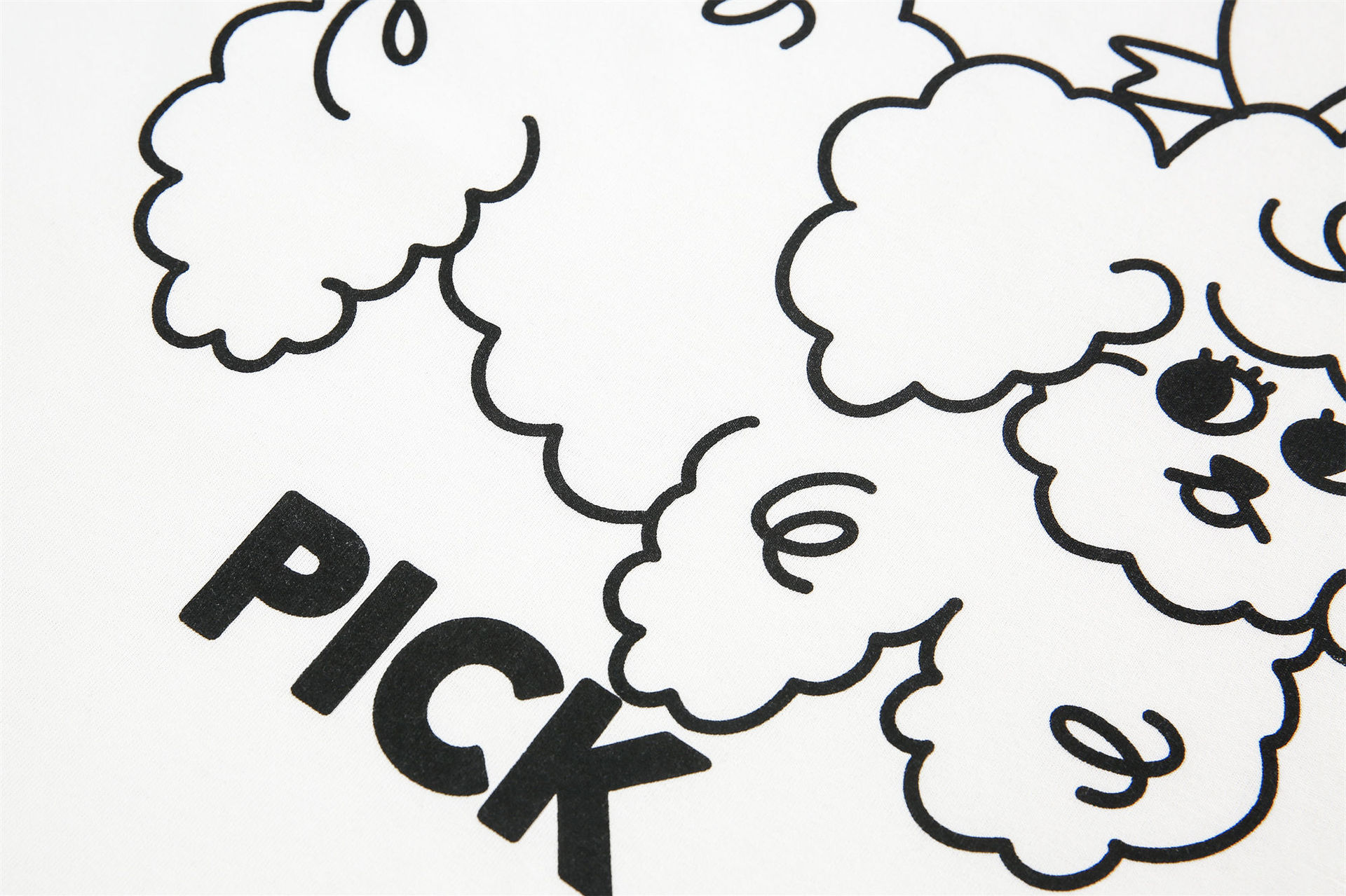 Graphic T-shirt - Image 12