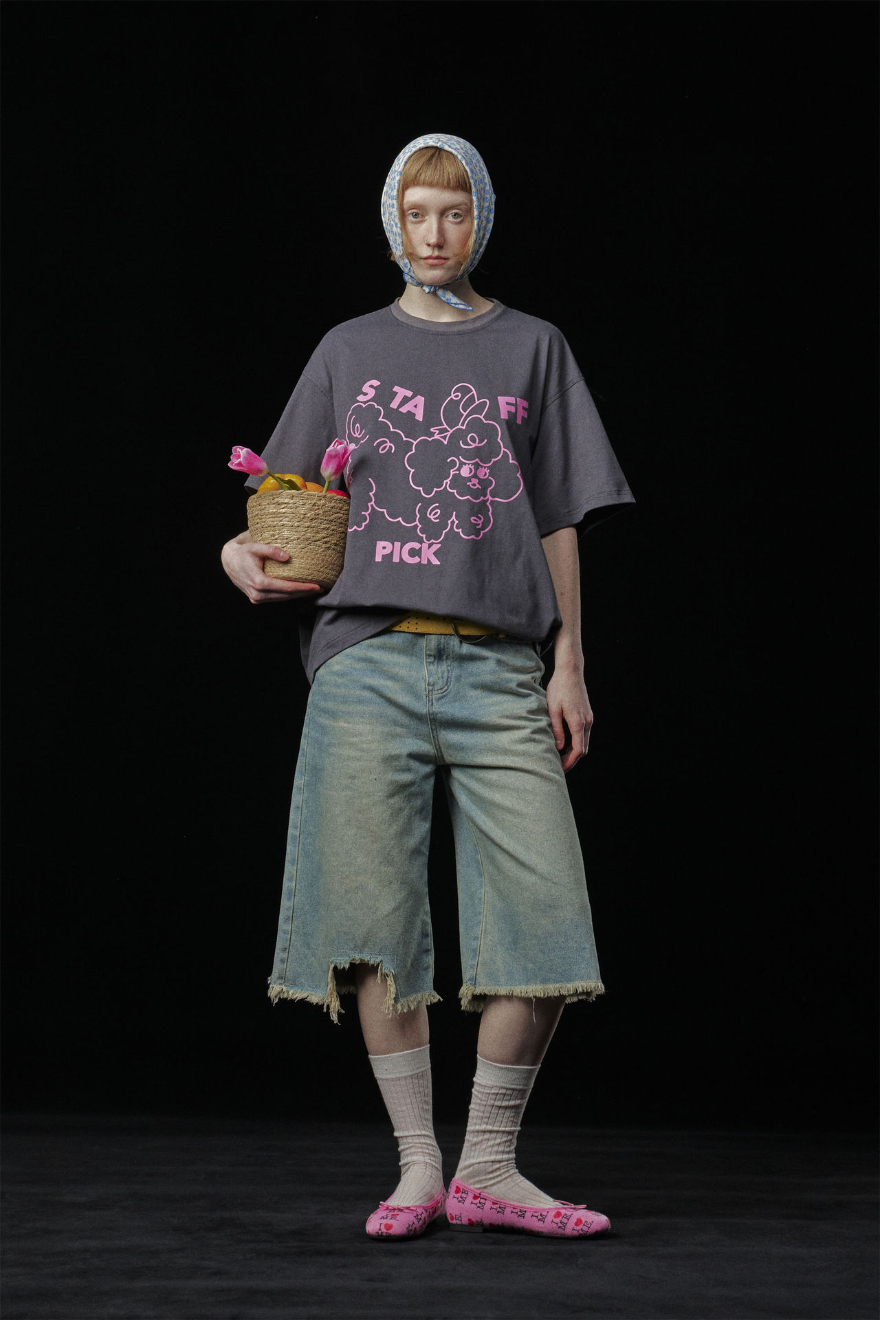 Graphic T-shirt - Image 7