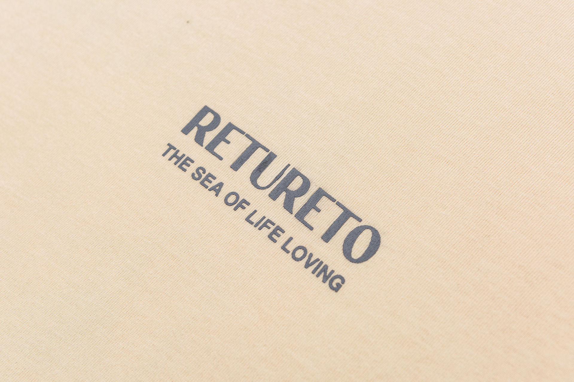 Graphic T-shirt - Image 6