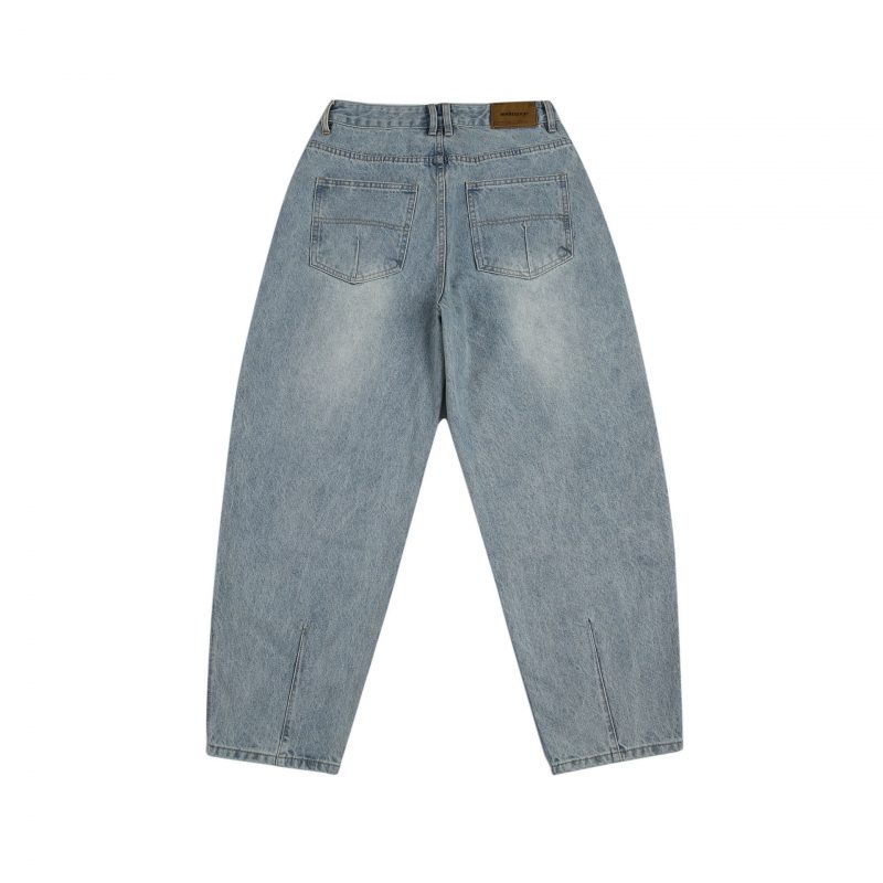 Alternative view of Jeans