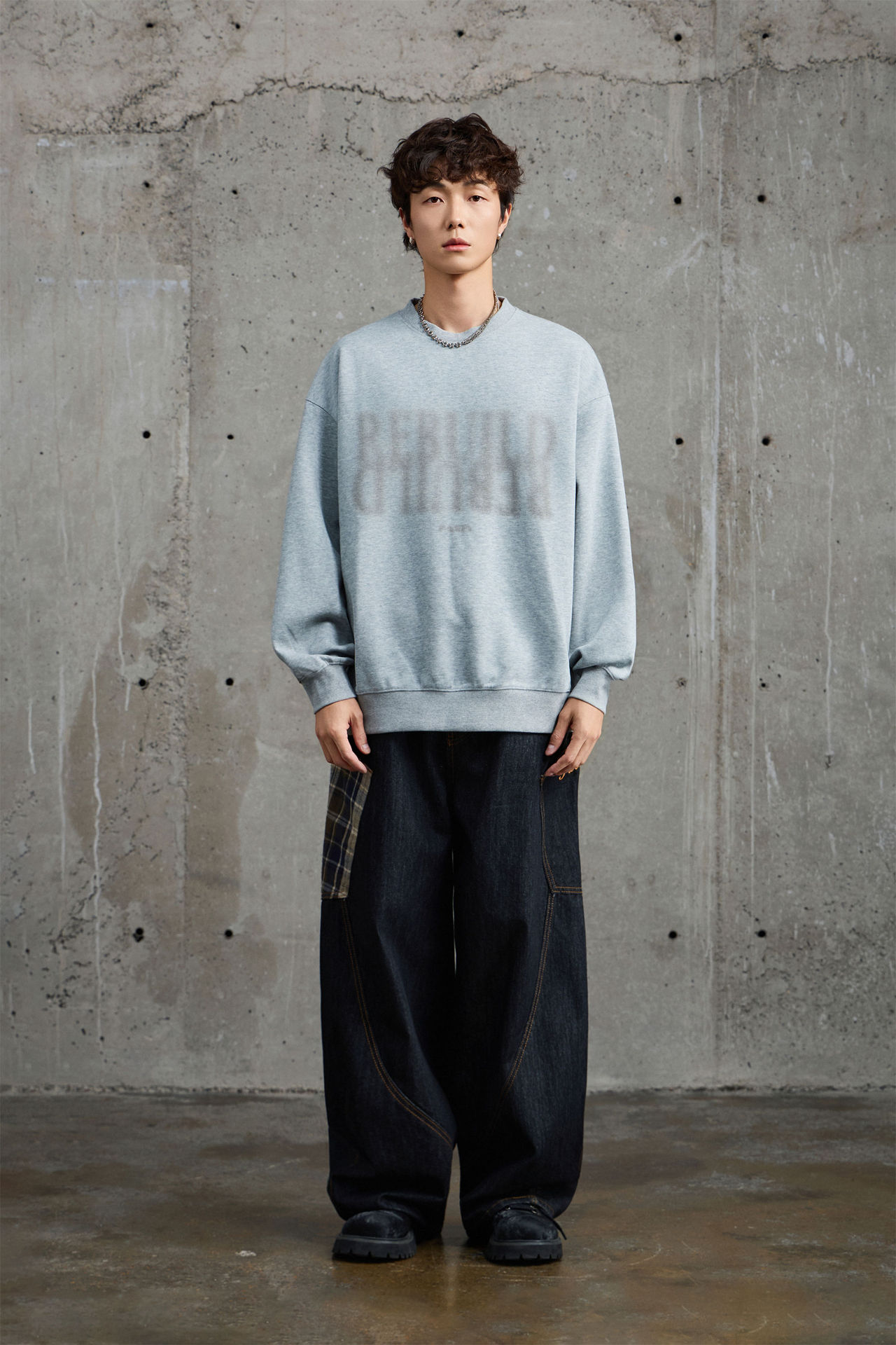 Sweatshirt - Image 9
