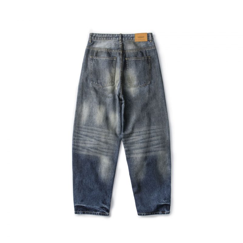 Alternative view of Jeans