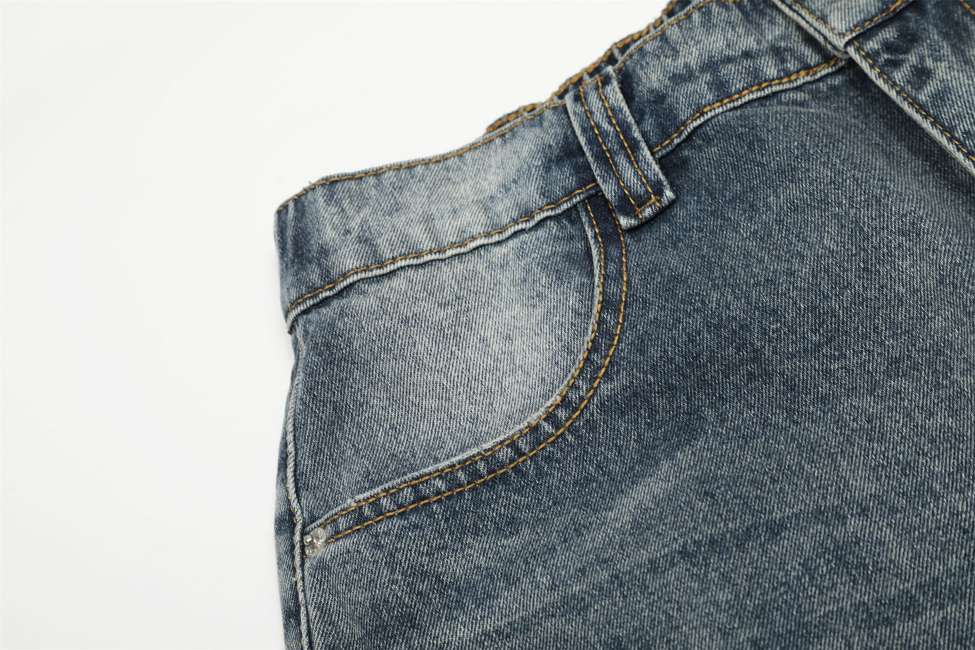 Jeans - Image 4