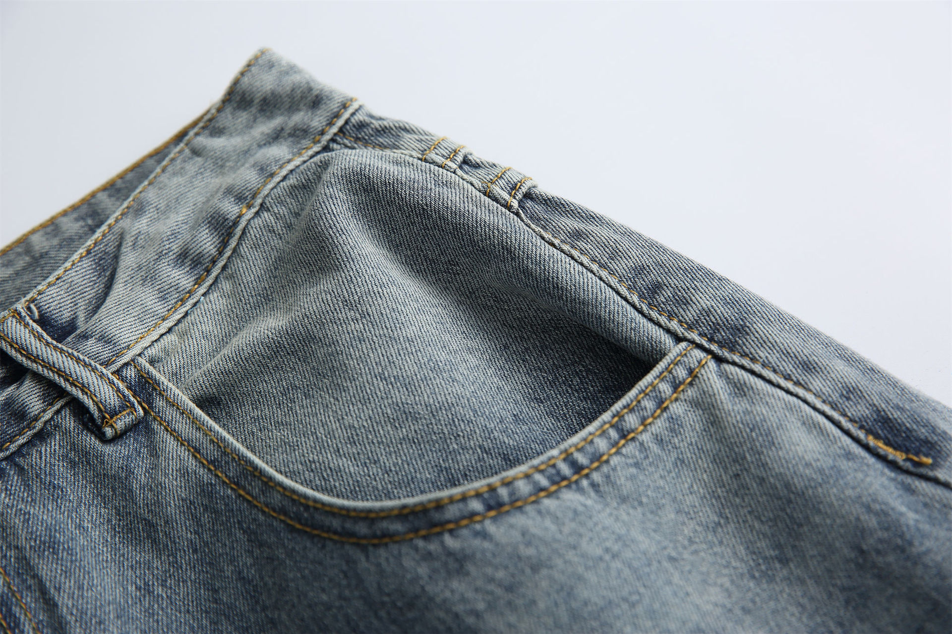 Jeans - Image 10