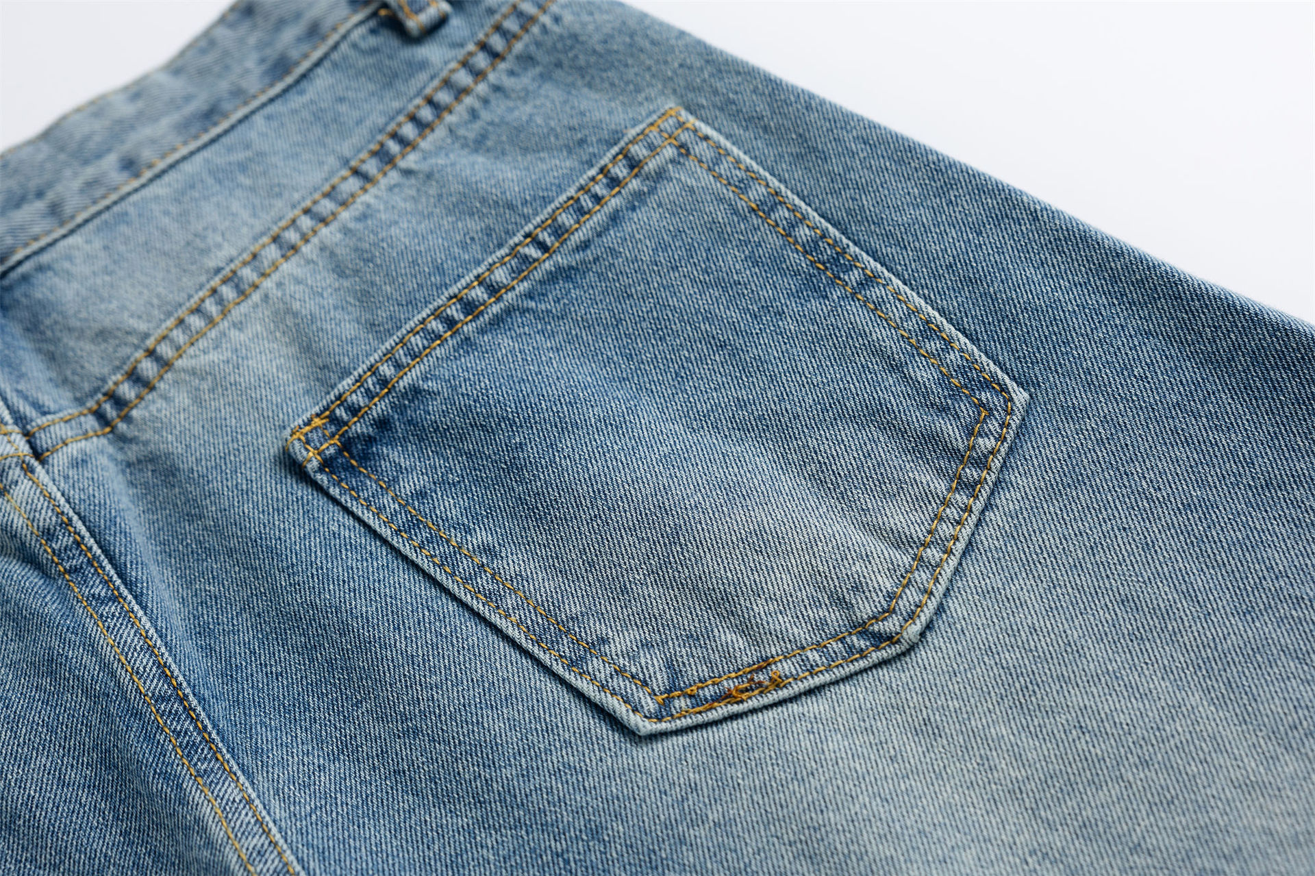 Jeans - Image 14