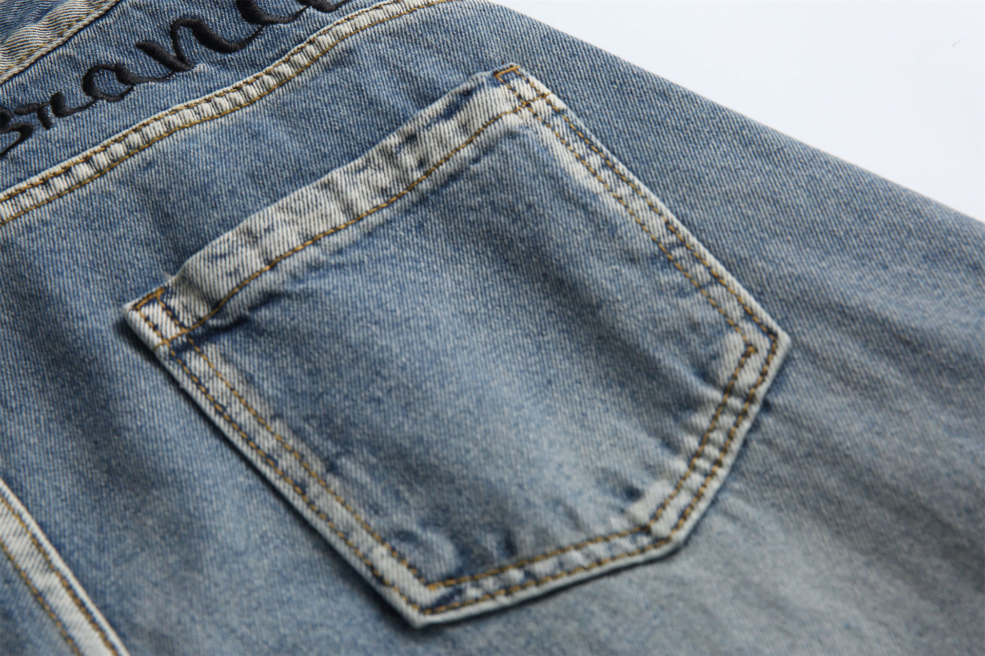 Jeans - Image 15
