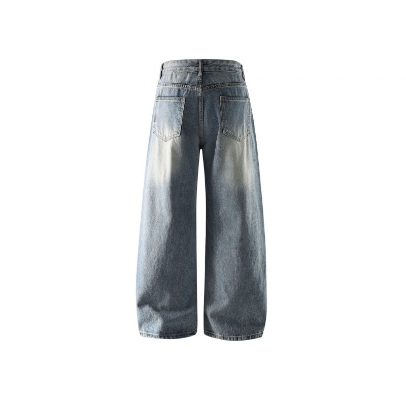 Alternative view of Jeans