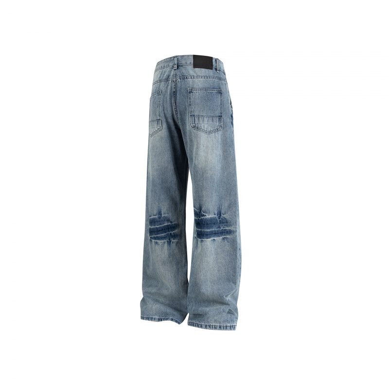 Alternative view of Jeans