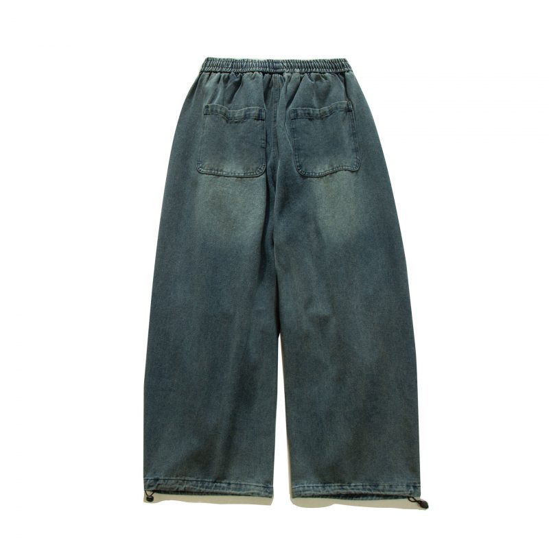 Alternative view of Jeans