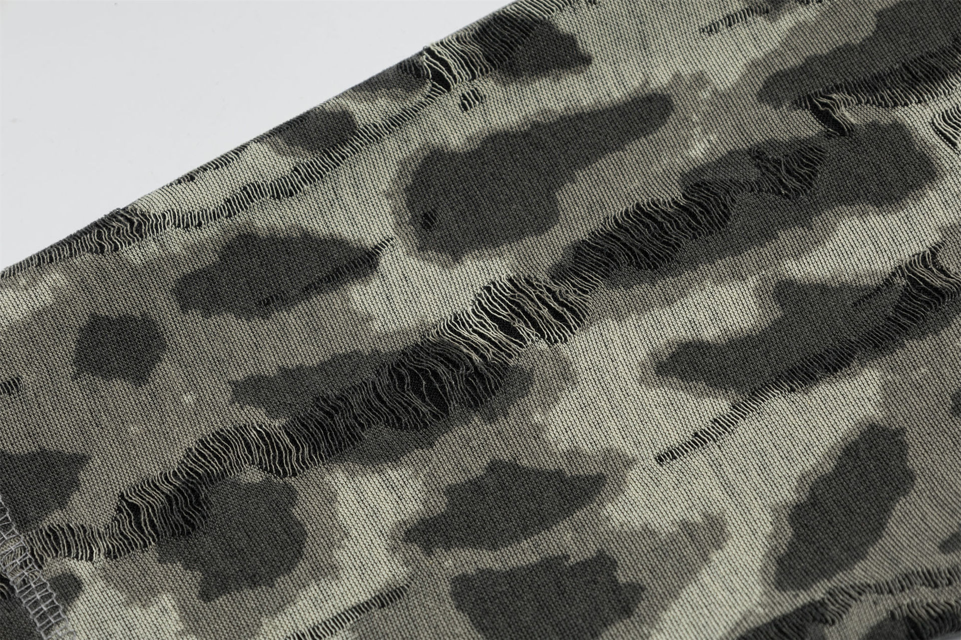 Long Sleeve T-shirt - Image 8