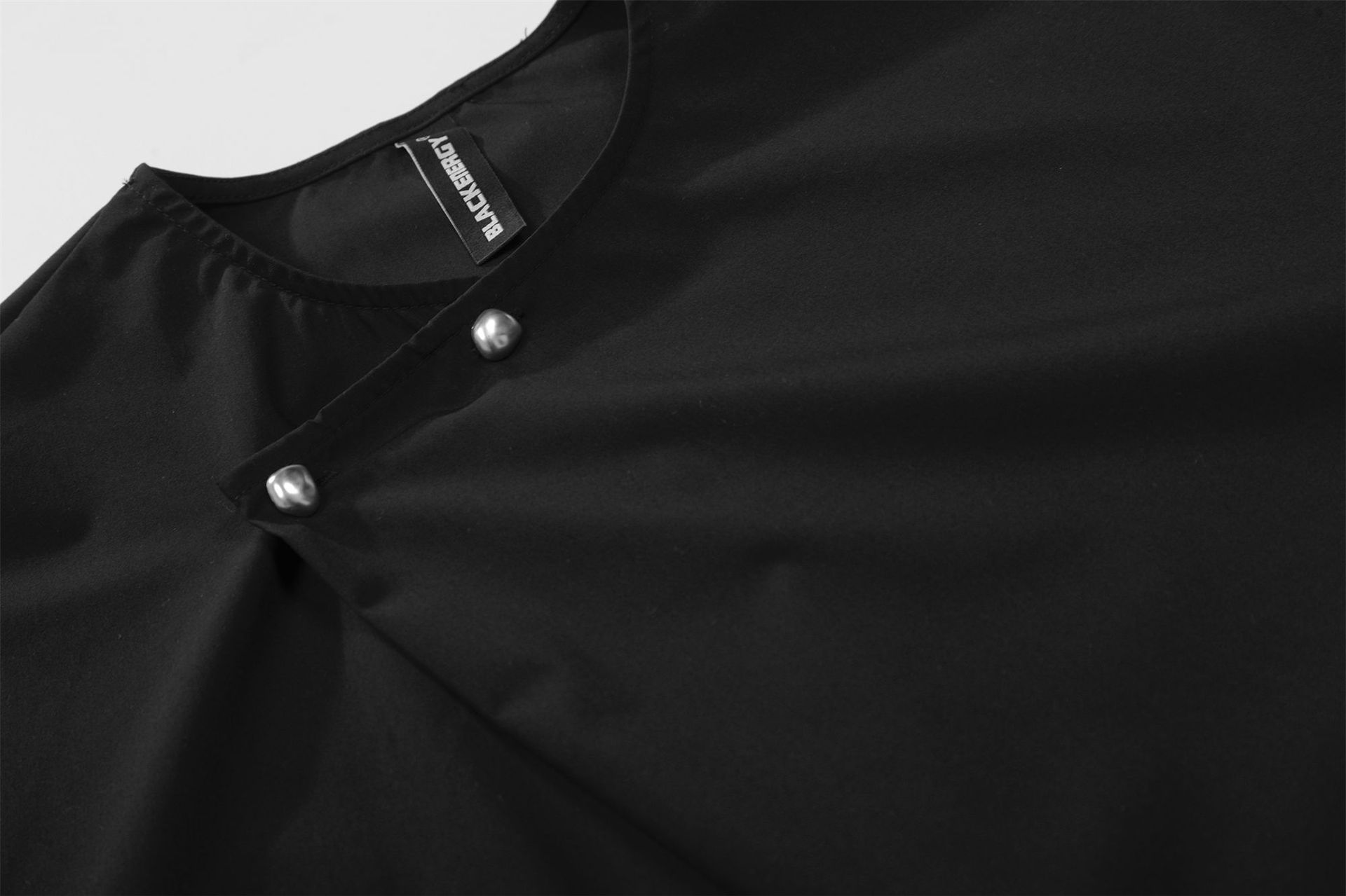 T-Shirt - Image 6